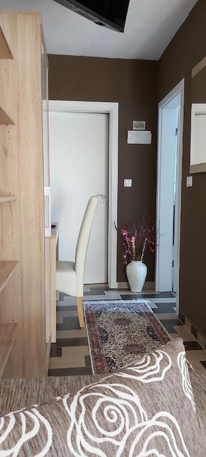 Apartment Iva Njivice Extérieur photo